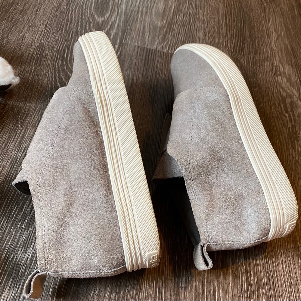 Dolce Vita | 10 | gray suede leather white sole - Picture 5 of 16
